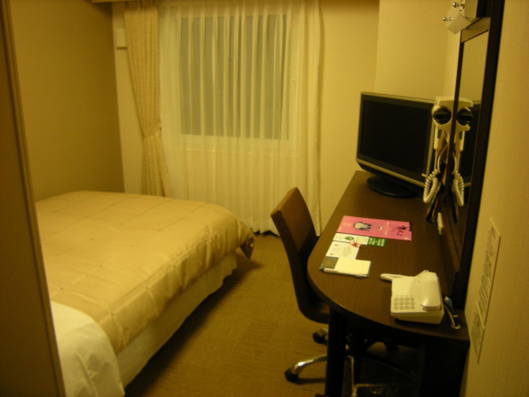 Hotel Route-Inn Miyazaki Tachibana Dori Экстерьер фото