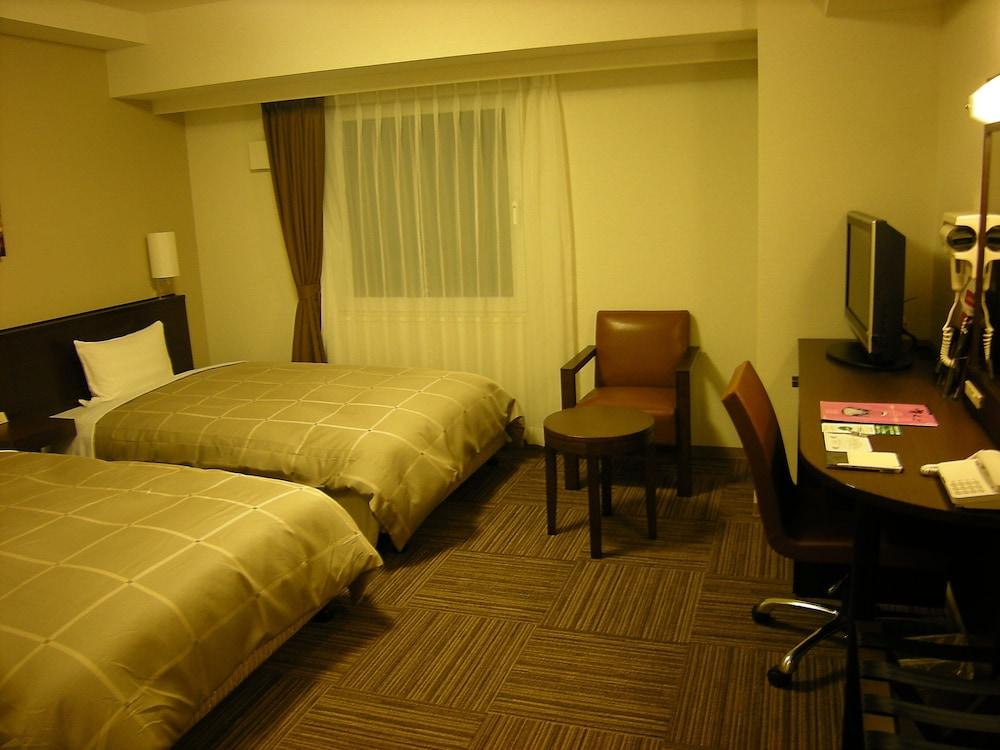 Hotel Route-Inn Miyazaki Tachibana Dori Экстерьер фото
